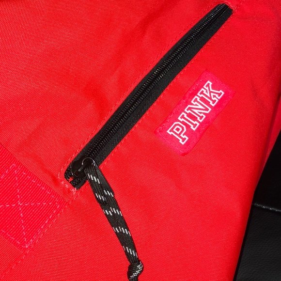 PINK Victoria’s Secret coral gym/duffel bag ✨ - Picture 4 of 11